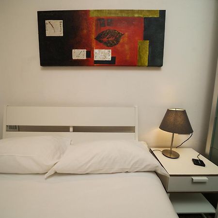 Appartement La Formaggeria Del Naviglio à Milan Extérieur photo